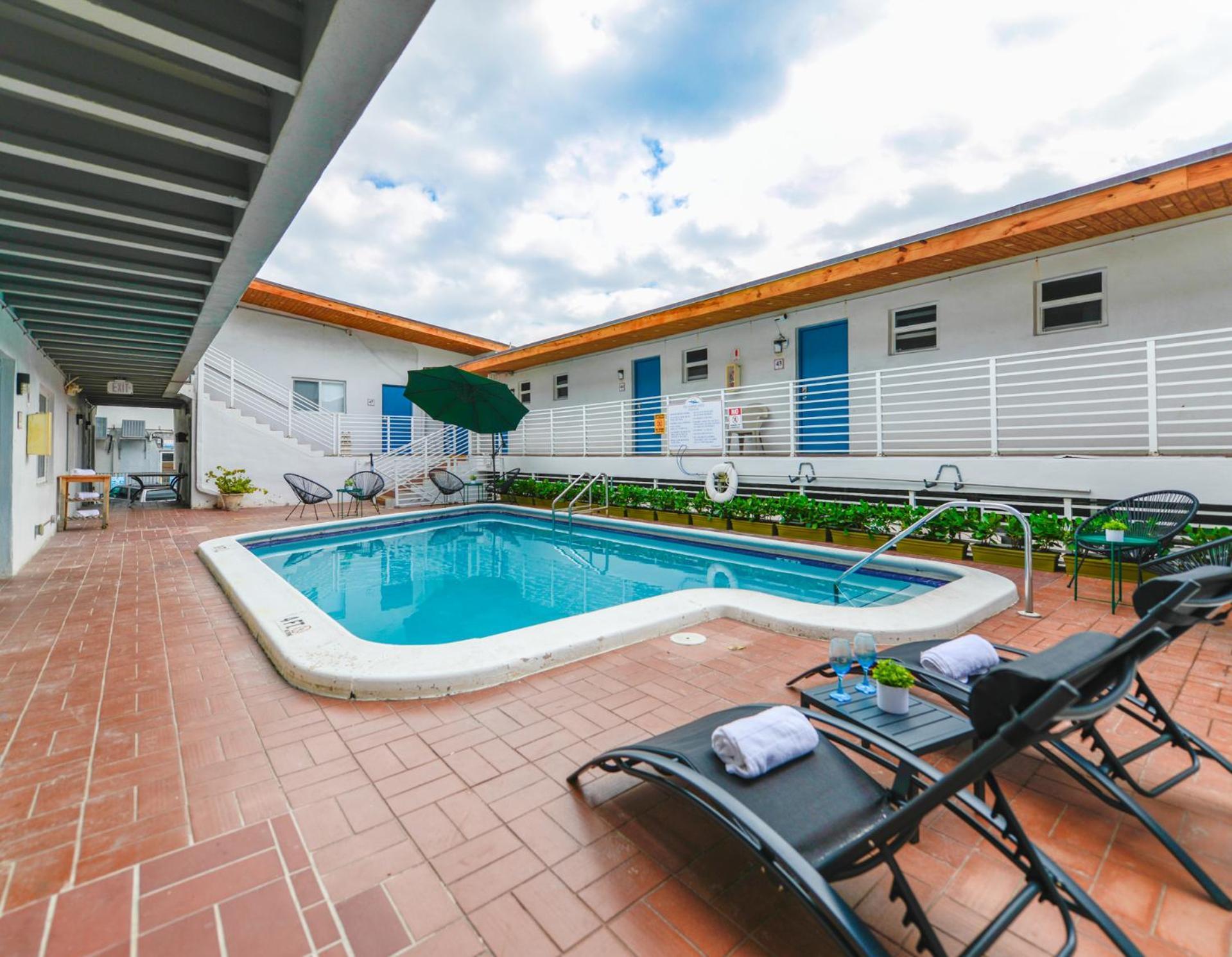 Apartamento Radiant Unit With Parking And Pool - M26 Hollywood Exterior foto